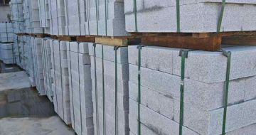 莆田芝麻白路牙石，路侧石