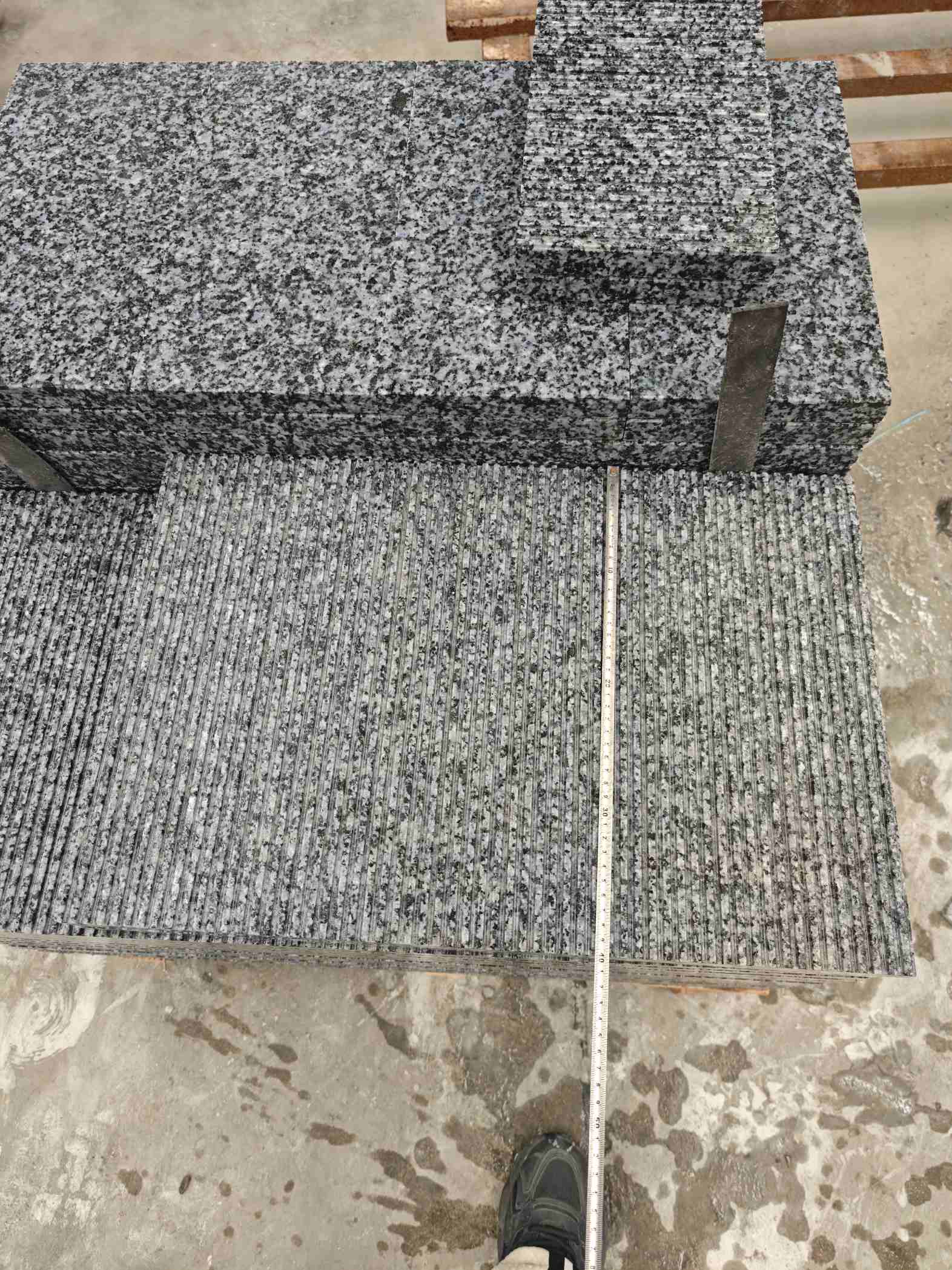 莆田芝麻黑拉丝面