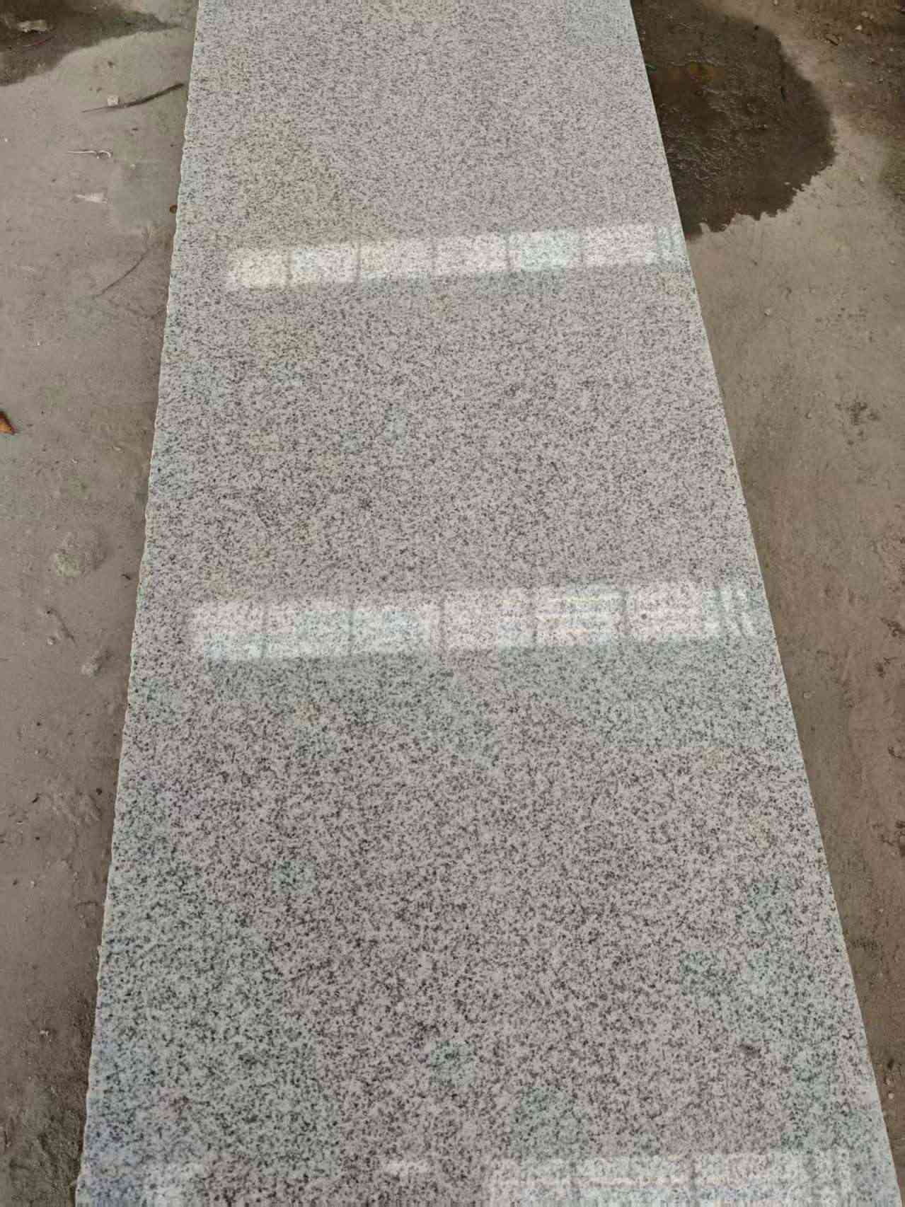 莆田芝麻白光面毛板